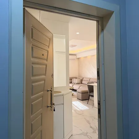 Elegance شقة *