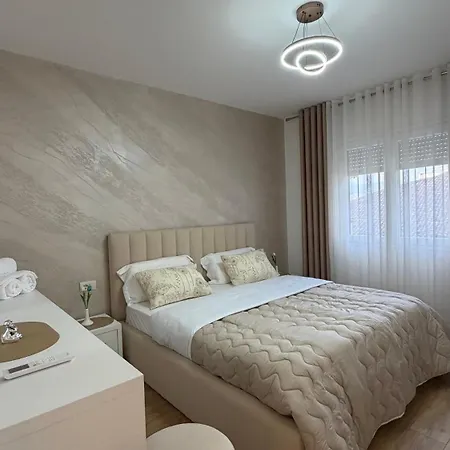 דירה Elegance *